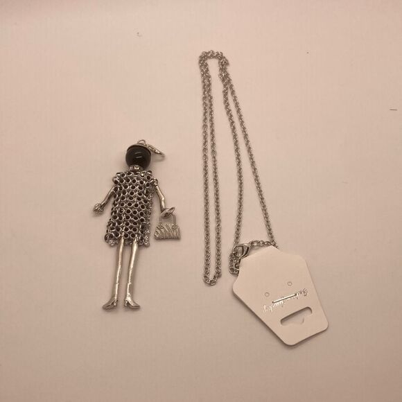 Mother’s Day Little Black Dress Pendant Necklace Boxed Fashion Necklace - Picture 5 of 6